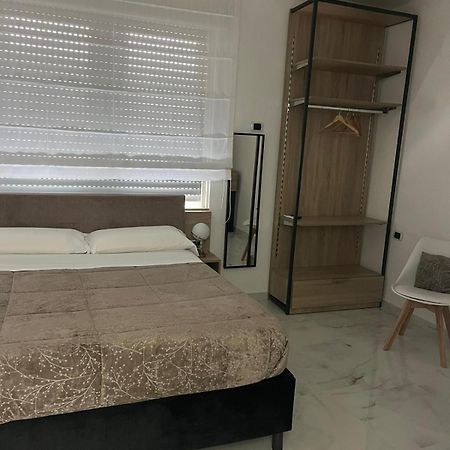 נאפולי B&B Garibaldi Road מראה חיצוני תמונה