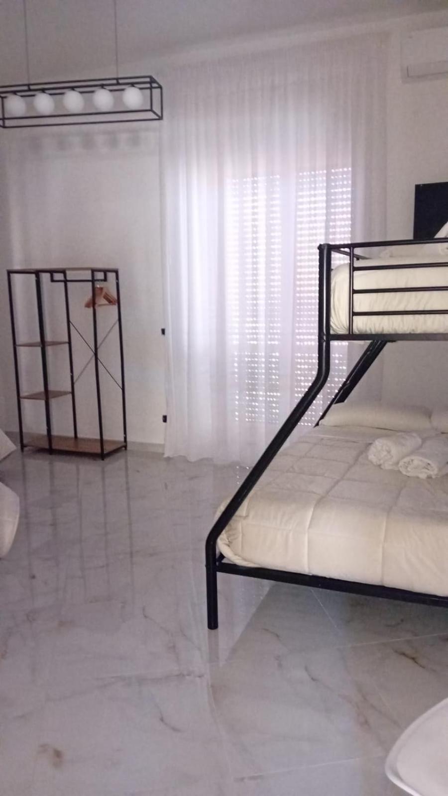 נאפולי B&B Garibaldi Road מראה חיצוני תמונה