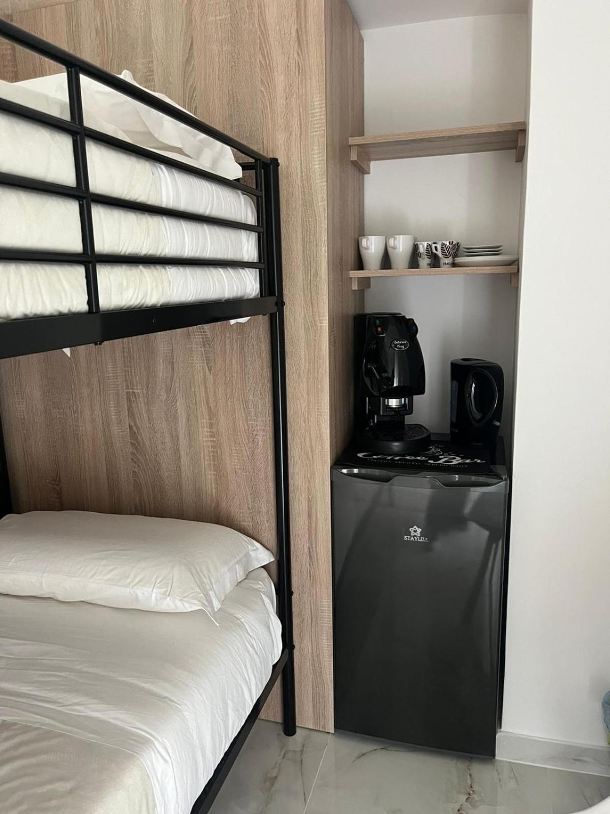 נאפולי B&B Garibaldi Road מראה חיצוני תמונה